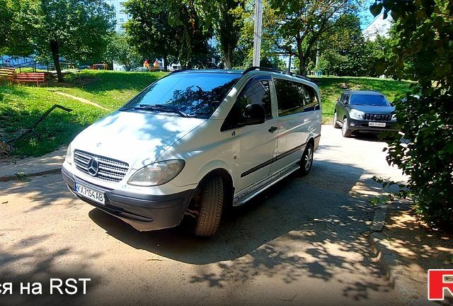 Белый Мерседес Вито, объемом двигателя 2.1 л и пробегом 111 тыс. км за 8300 $, фото 1 на Automoto.ua