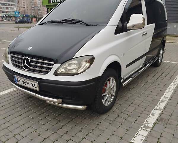 Белый Мерседес Вито, объемом двигателя 2.1 л и пробегом 444 тыс. км за 8300 $, фото 7 на Automoto.ua