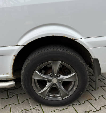 Мерседес Вито 2007 в Хмельницком на Automoto.ua Белый Мерседес Вито, объемом двигателя 2.15 л и пробегом 264 тыс. км за 8000 $, фото 2 на Automoto.ua