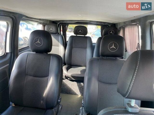 Белый Мерседес Вито, объемом двигателя 2.15 л и пробегом 400 тыс. км за 9200 $, фото 8 на Automoto.ua