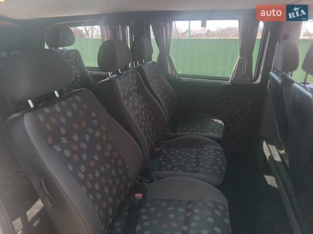 Белый Мерседес Вито, объемом двигателя 2.15 л и пробегом 172 тыс. км за 9500 $, фото 5 на Automoto.ua