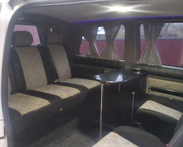 Белый Мерседес Вито, объемом двигателя 2.2 л и пробегом 323 тыс. км за 7777 $, фото 14 на Automoto.ua