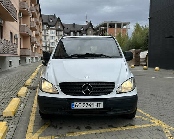 Белый Мерседес Вито, объемом двигателя 2.2 л и пробегом 415 тыс. км за 7500 $, фото 6 на Automoto.ua