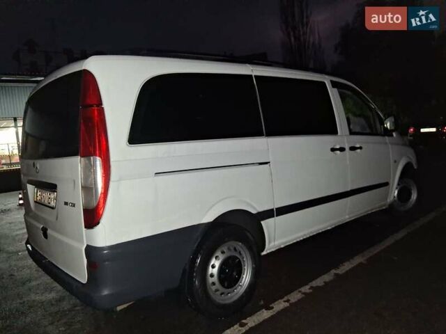 Белый Мерседес Вито, объемом двигателя 2.15 л и пробегом 439 тыс. км за 8350 $, фото 3 на Automoto.ua