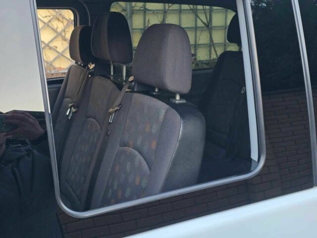 Білий Мерседес Віто, об'ємом двигуна 2.15 л та пробігом 245 тис. км за 10499 $, фото 21 на Automoto.ua