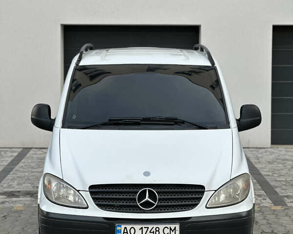 Белый Мерседес Вито, объемом двигателя 2.15 л и пробегом 300 тыс. км за 6500 $, фото 3 на Automoto.ua