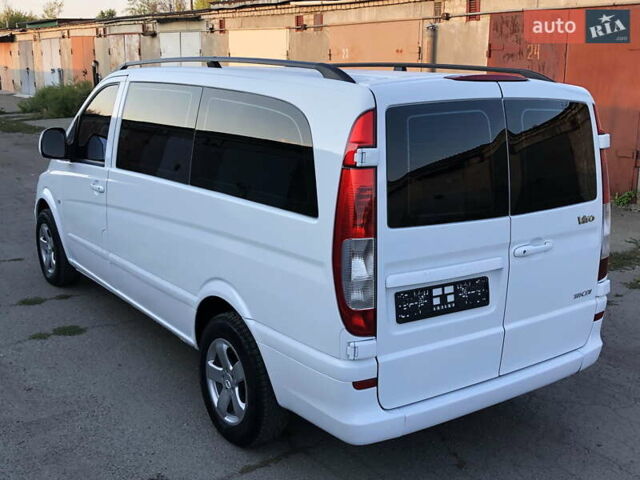 Білий Мерседес Віто, об'ємом двигуна 2.2 л та пробігом 265 тис. км за 8200 $, фото 5 на Automoto.ua
