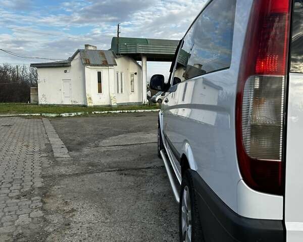 Білий Мерседес Віто, об'ємом двигуна 2.15 л та пробігом 365 тис. км за 7550 $, фото 14 на Automoto.ua