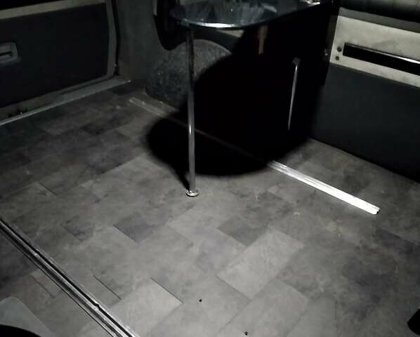 Белый Мерседес Вито, объемом двигателя 2.2 л и пробегом 323 тыс. км за 7777 $, фото 15 на Automoto.ua