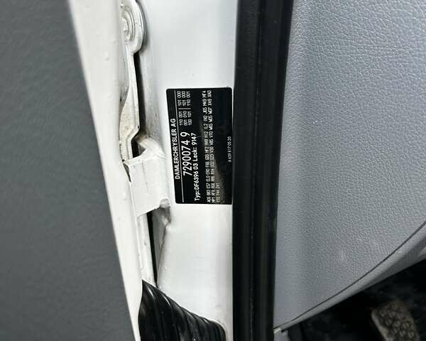 Білий Мерседес Віто, об'ємом двигуна 2.15 л та пробігом 365 тис. км за 7550 $, фото 9 на Automoto.ua