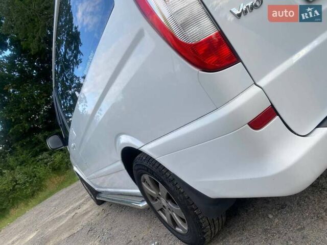 Белый Мерседес Вито, объемом двигателя 2.2 л и пробегом 336 тыс. км за 8999 $, фото 21 на Automoto.ua