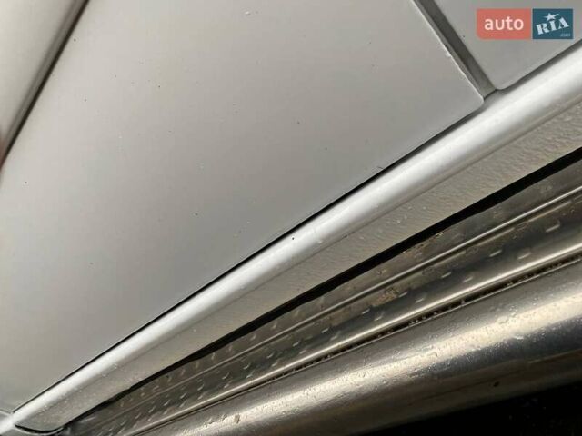 Белый Мерседес Вито, объемом двигателя 2.2 л и пробегом 336 тыс. км за 8999 $, фото 45 на Automoto.ua