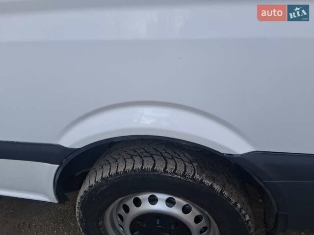 Белый Мерседес Вито, объемом двигателя 2.15 л и пробегом 439 тыс. км за 8500 $, фото 4 на Automoto.ua