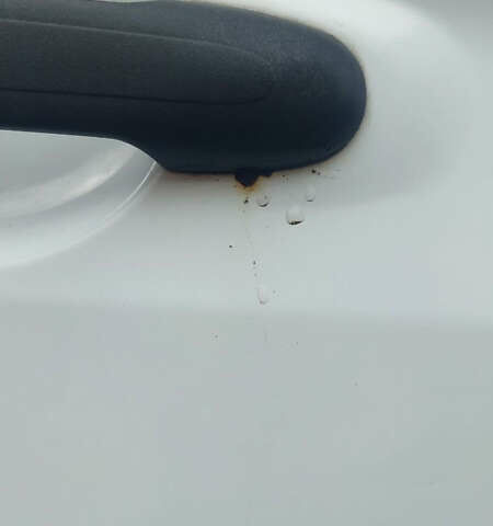 Белый Мерседес Вито, объемом двигателя 2.15 л и пробегом 275 тыс. км за 11000 $, фото 26 на Automoto.ua