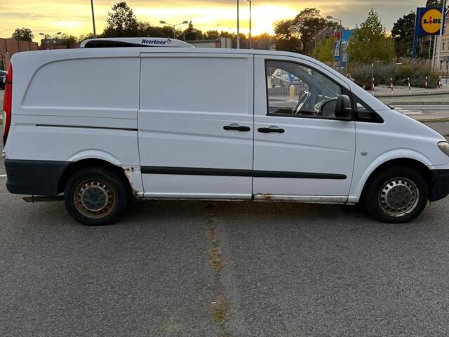 Білий Мерседес Віто, об'ємом двигуна 2 л та пробігом 480 тис. км за 3950 $, фото 4 на Automoto.ua