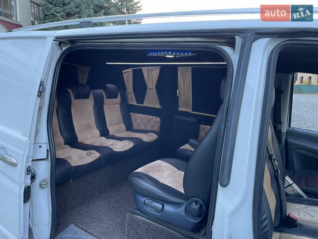 Белый Мерседес Вито, объемом двигателя 2.15 л и пробегом 300 тыс. км за 7000 $, фото 17 на Automoto.ua