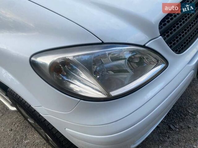 Белый Мерседес Вито, объемом двигателя 2.2 л и пробегом 336 тыс. км за 8999 $, фото 30 на Automoto.ua