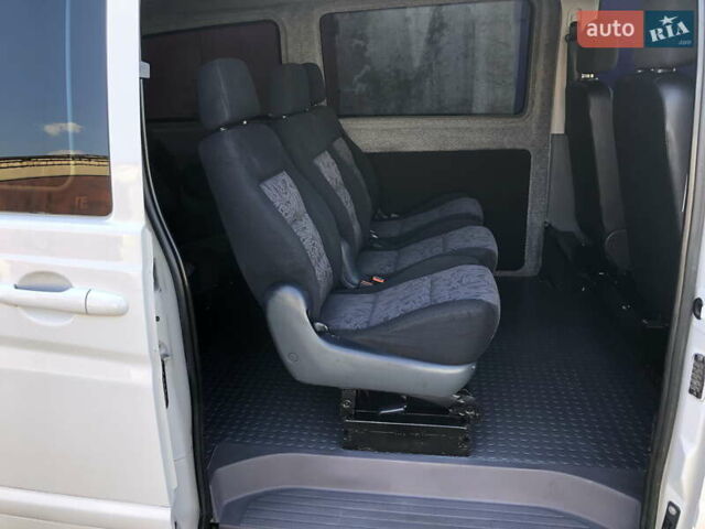 Білий Мерседес Віто, об'ємом двигуна 2.2 л та пробігом 265 тис. км за 8200 $, фото 16 на Automoto.ua