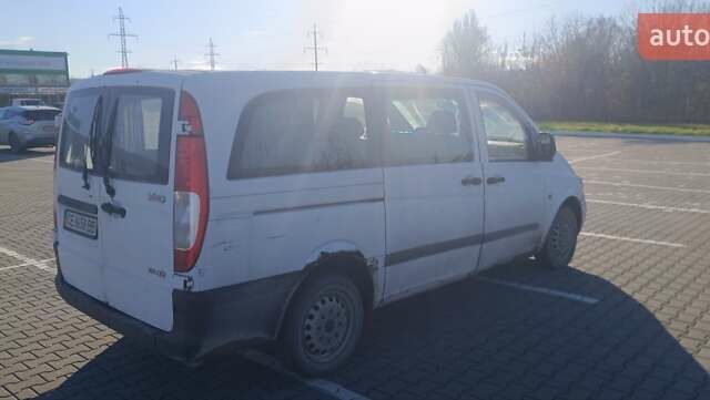 Белый Мерседес Вито, объемом двигателя 2.2 л и пробегом 446 тыс. км за 4600 $, фото 1 на Automoto.ua