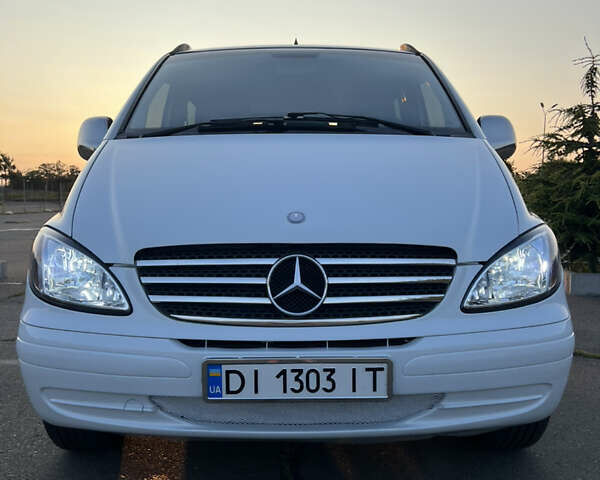 Белый Мерседес Вито, объемом двигателя 2.15 л и пробегом 375 тыс. км за 10500 $, фото 12 на Automoto.ua