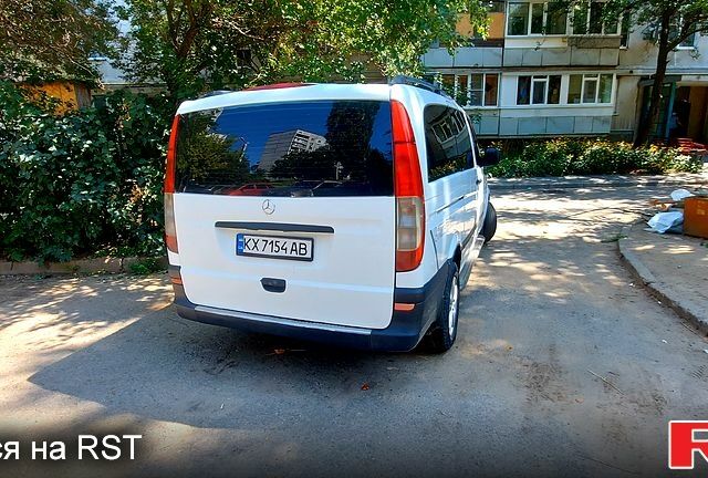 Белый Мерседес Вито, объемом двигателя 2.1 л и пробегом 111 тыс. км за 8300 $, фото 4 на Automoto.ua