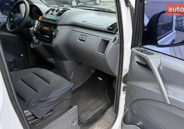 Мерседес Вито 2007 в Хмельницком на Automoto.ua Белый Мерседес Вито, объемом двигателя 2.15 л и пробегом 264 тыс. км за 8000 $, фото 10 на Automoto.ua