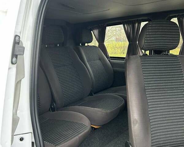 Білий Мерседес Віто, об'ємом двигуна 2.15 л та пробігом 365 тис. км за 7550 $, фото 21 на Automoto.ua