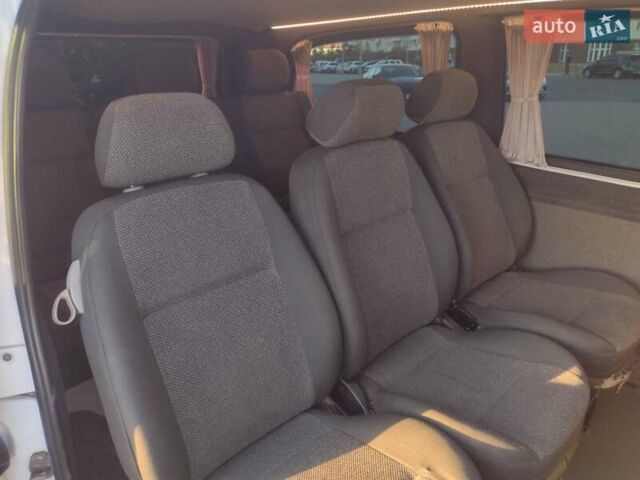 Белый Мерседес Вито, объемом двигателя 2.15 л и пробегом 495 тыс. км за 9999 $, фото 14 на Automoto.ua