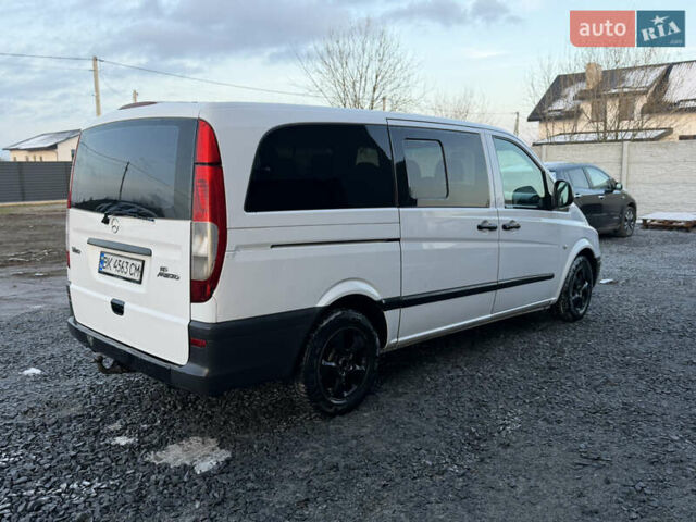 Белый Мерседес Вито, объемом двигателя 2.15 л и пробегом 350 тыс. км за 8400 $, фото 4 на Automoto.ua