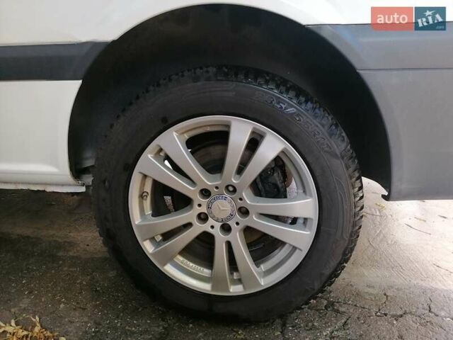 Білий Мерседес Віто, об'ємом двигуна 2.99 л та пробігом 323 тис. км за 11000 $, фото 15 на Automoto.ua