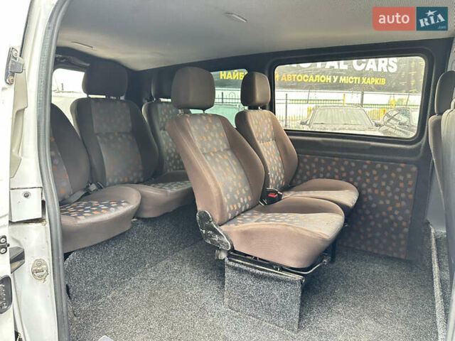 Білий Мерседес Віто, об'ємом двигуна 2.15 л та пробігом 360 тис. км за 6600 $, фото 15 на Automoto.ua