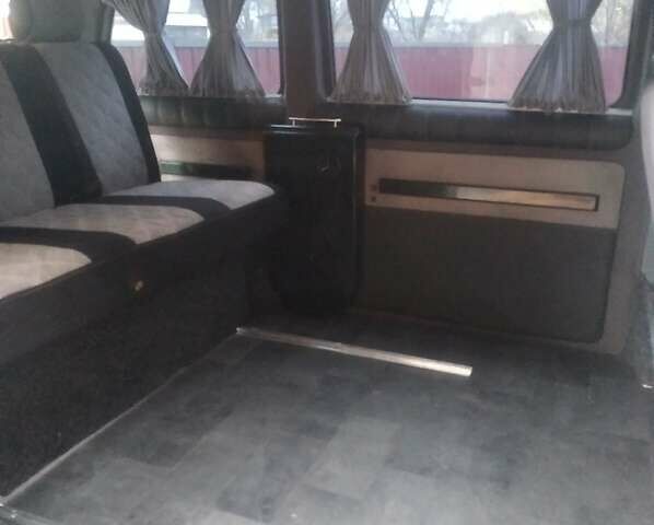 Белый Мерседес Вито, объемом двигателя 2.2 л и пробегом 323 тыс. км за 7777 $, фото 13 на Automoto.ua