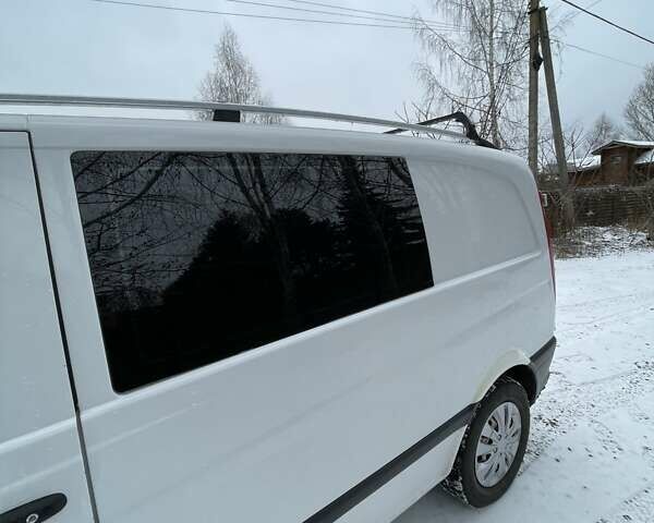 Белый Мерседес Вито, объемом двигателя 2.15 л и пробегом 600 тыс. км за 6250 $, фото 24 на Automoto.ua