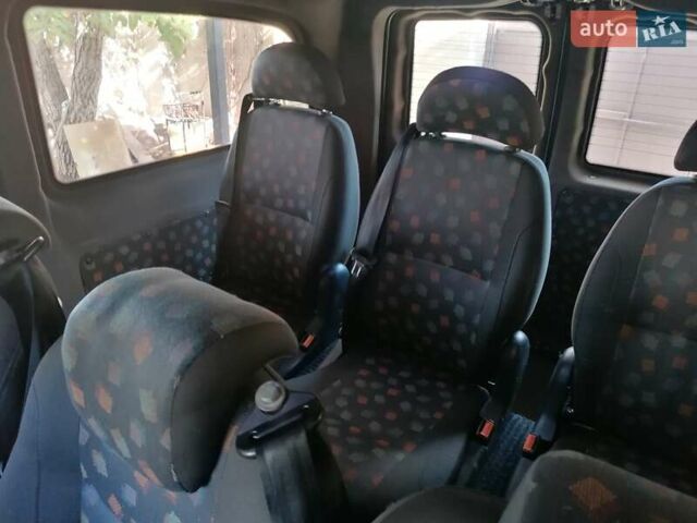 Білий Мерседес Віто, об'ємом двигуна 2.99 л та пробігом 323 тис. км за 11000 $, фото 11 на Automoto.ua