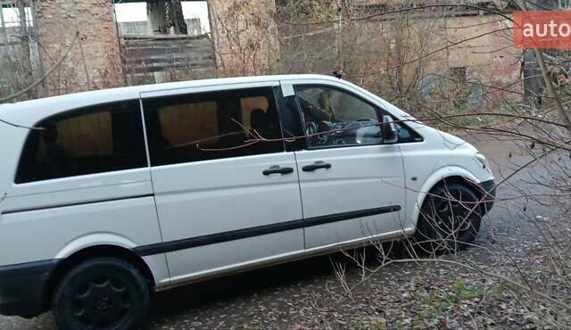 Білий Мерседес Віто, об'ємом двигуна 2.2 л та пробігом 340 тис. км за 12000 $, фото 2 на Automoto.ua