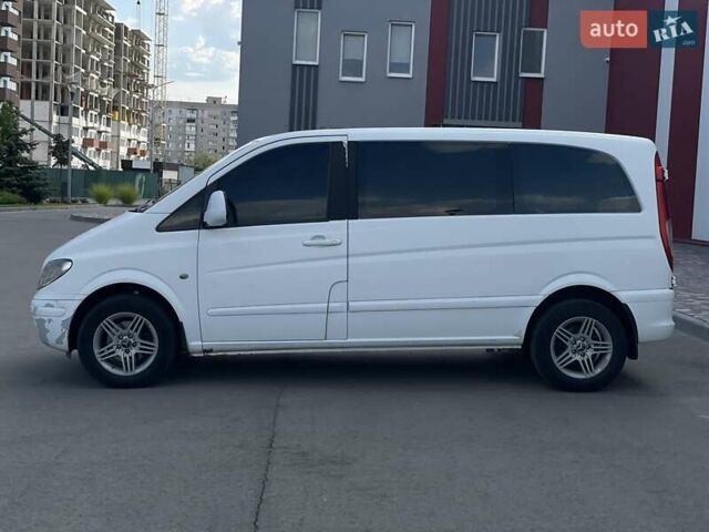 Белый Мерседес Вито, объемом двигателя 2.15 л и пробегом 300 тыс. км за 8600 $, фото 11 на Automoto.ua