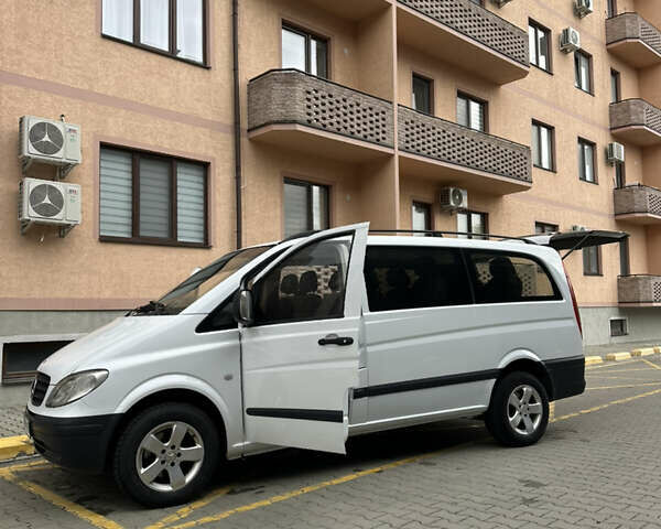 Белый Мерседес Вито, объемом двигателя 2.2 л и пробегом 415 тыс. км за 7500 $, фото 22 на Automoto.ua