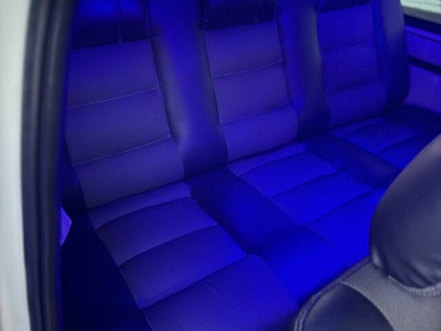 Белый Мерседес Вито, объемом двигателя 3 л и пробегом 344 тыс. км за 10000 $, фото 9 на Automoto.ua