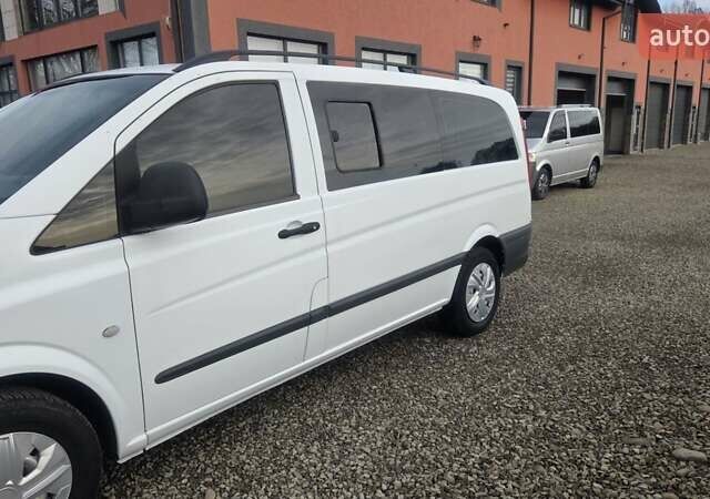 Белый Мерседес Вито, объемом двигателя 2.15 л и пробегом 352 тыс. км за 7200 $, фото 9 на Automoto.ua