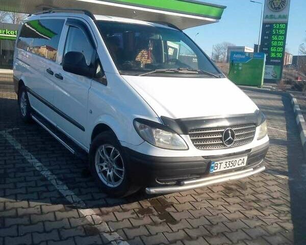 Білий Мерседес Віто, об'ємом двигуна 2.2 л та пробігом 700 тис. км за 8350 $, фото 5 на Automoto.ua