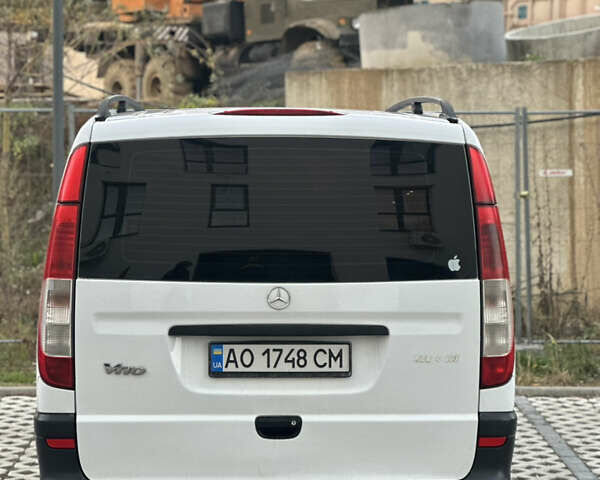 Белый Мерседес Вито, объемом двигателя 2.15 л и пробегом 300 тыс. км за 6500 $, фото 12 на Automoto.ua
