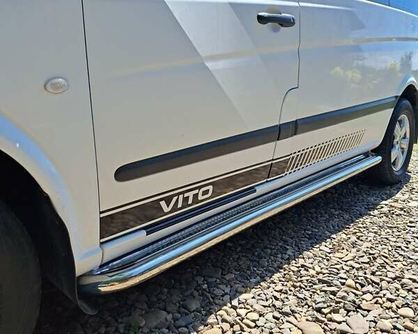 Белый Мерседес Вито, объемом двигателя 2.15 л и пробегом 338 тыс. км за 9200 $, фото 14 на Automoto.ua