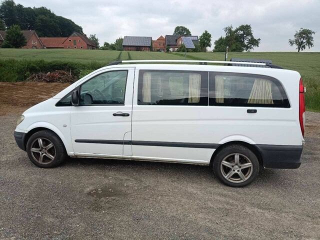 Белый Мерседес Вито, объемом двигателя 2.1 л и пробегом 504 тыс. км за 9499 $, фото 3 на Automoto.ua