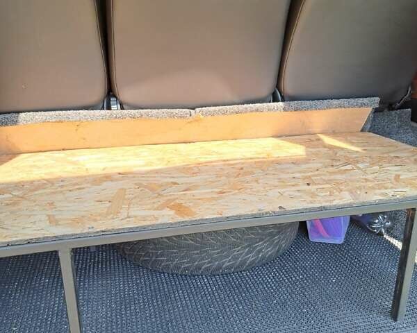 Белый Мерседес Вито, объемом двигателя 2.15 л и пробегом 338 тыс. км за 9200 $, фото 33 на Automoto.ua