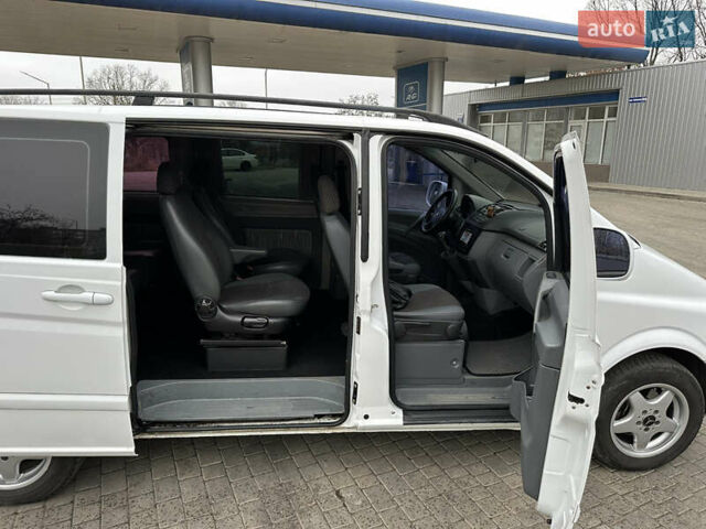Белый Мерседес Вито, объемом двигателя 2.2 л и пробегом 400 тыс. км за 9450 $, фото 21 на Automoto.ua