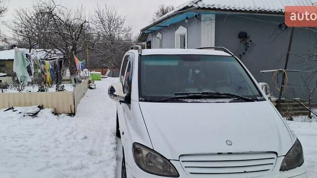 Белый Мерседес Вито, объемом двигателя 2.15 л и пробегом 398 тыс. км за 9300 $, фото 8 на Automoto.ua