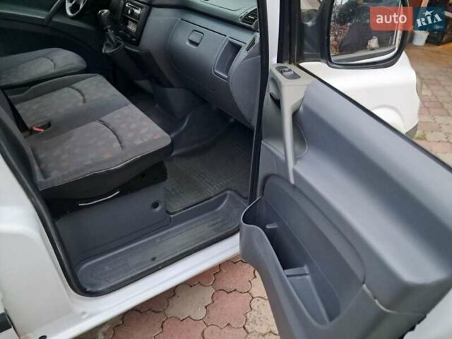 Мерседес Вито 2008 в Хмельницком на Automoto.ua Белый Мерседес Вито, объемом двигателя 2.2 л и пробегом 311 тыс. км за 5999 $, фото 8 на Automoto.ua