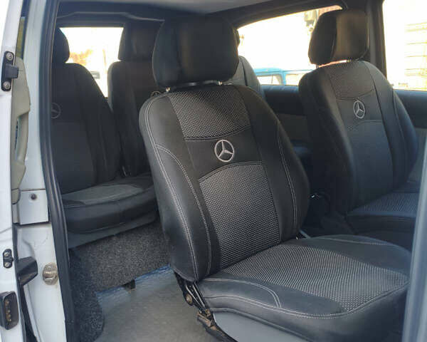 Белый Мерседес Вито, объемом двигателя 2.15 л и пробегом 361 тыс. км за 8950 $, фото 16 на Automoto.ua