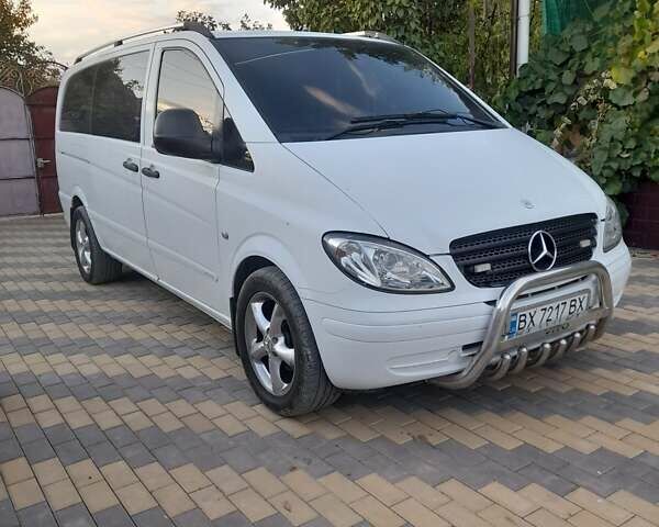Білий Мерседес Віто, об'ємом двигуна 2.99 л та пробігом 272 тис. км за 13000 $, фото 6 на Automoto.ua