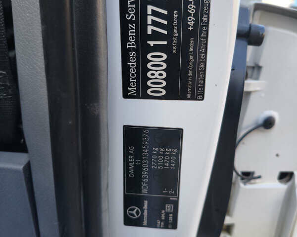 Белый Мерседес Вито, объемом двигателя 2.15 л и пробегом 361 тыс. км за 8950 $, фото 19 на Automoto.ua